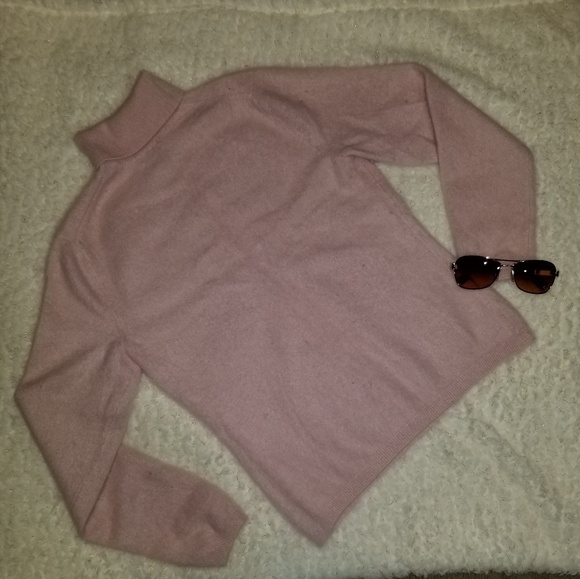 Pink Prive Cashmere Turtleneck Sweater - Picture 5 of 7